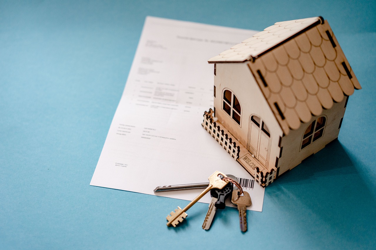 Real Estate Homeownership Homebuying  - VisionPics / Pixabay